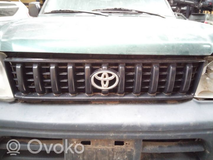 Toyota Land Cruiser (HDJ90) Etusäleikkö 