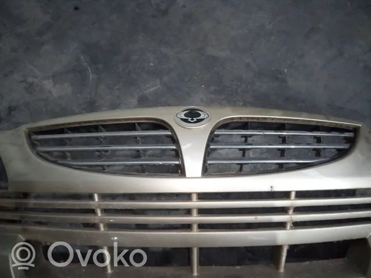 SsangYong Kyron Grille de calandre avant 