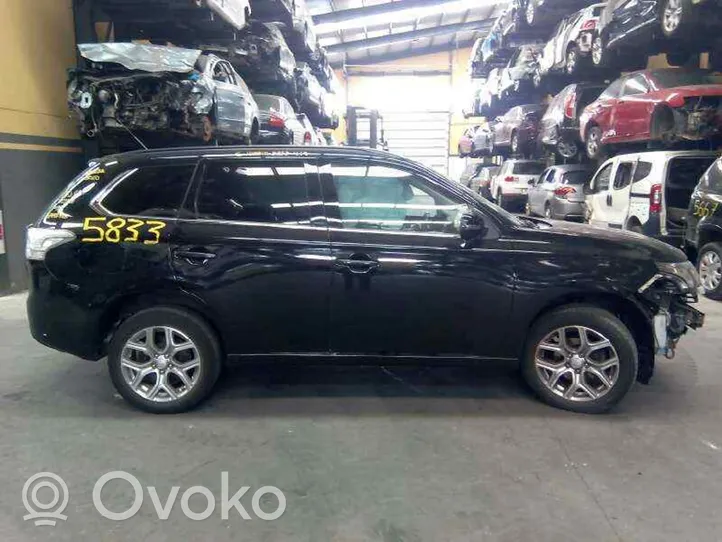 Mitsubishi Outlander Boîte de vitesses manuelle à 5 vitesses F1EKA1A1Z