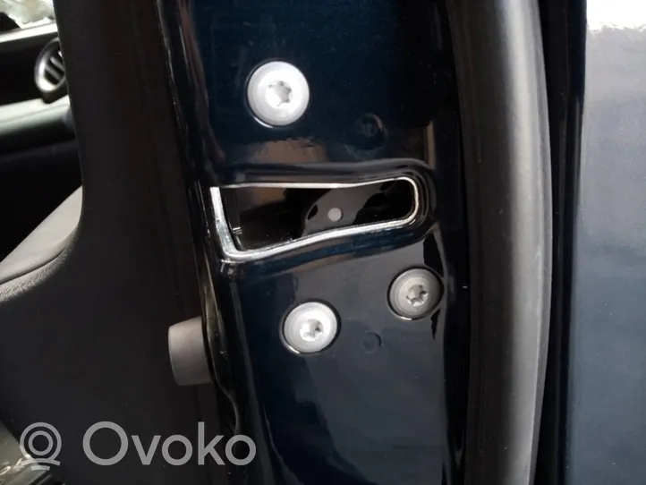 Toyota RAV 4 (XA40) Zamek drzwi przednich 