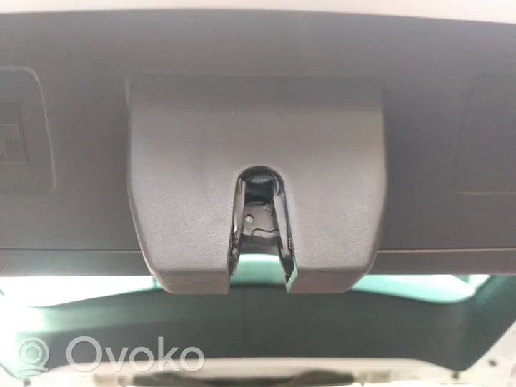 Opel Insignia B Zamek klapy tylnej bagażnika 