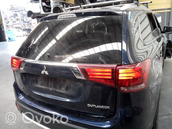 Mitsubishi Outlander Tylna klapa bagażnika 