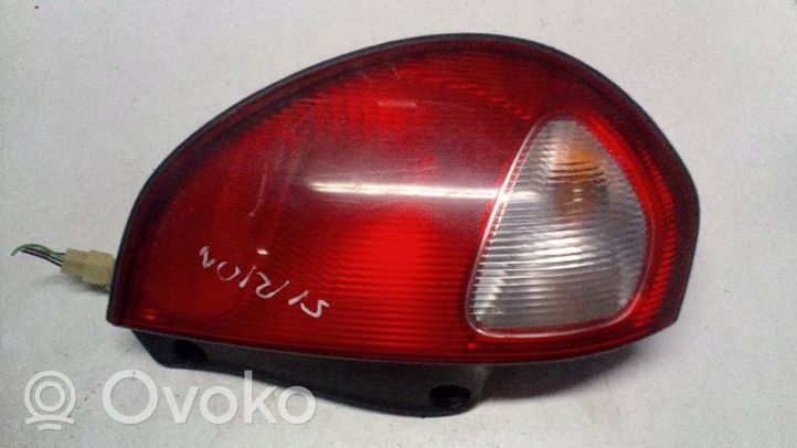 Daihatsu Sirion Lampa tylna 22051576