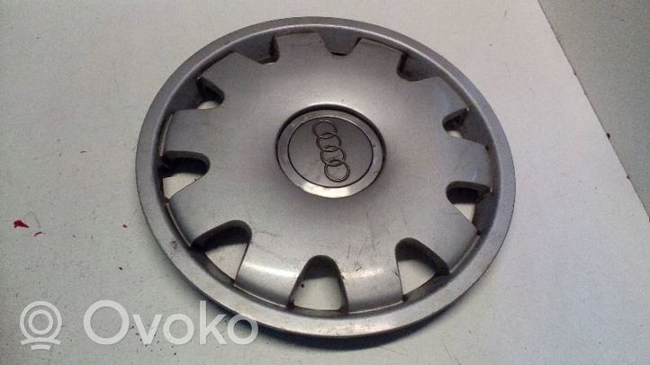 Audi A4 S4 B5 8D Mozzo/copricerchi/borchia della ruota R16 