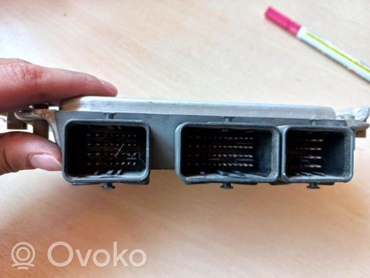 Peugeot 307 Sterownik / Moduł ECU 0261207474