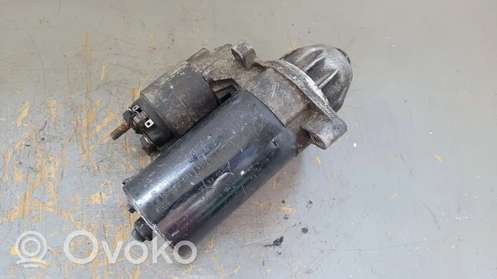 Mercedes-Benz Sprinter W906 Starter motor A0061517401