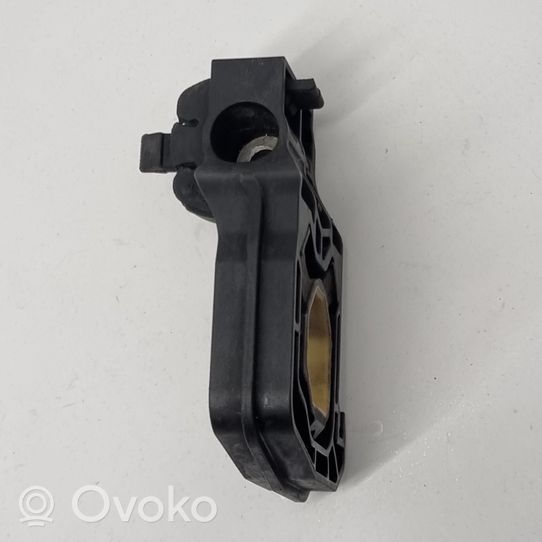 BMW 6 F06 Gran coupe Staffa del pannello di supporto del radiatore 17117575248