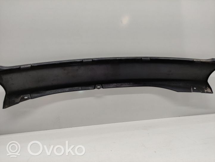 BMW 3 F30 F35 F31 Takapuskurin alaosan lista 8054501