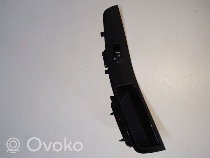 Ford Edge II Front door interior handle trim FT4B14R563BF3ZHE