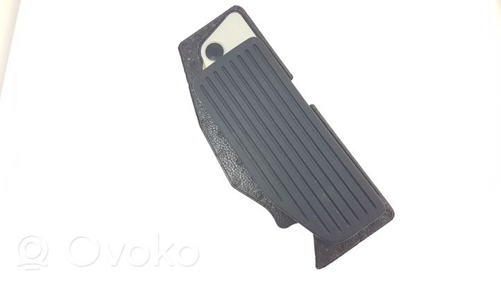 Ford Fusion II Foot rest pad/dead pedal GD9BF12020AC