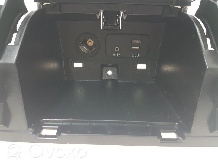 Subaru Legacy Box/scomparti cruscotto 66120AL00A