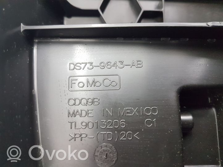 Ford Fusion II Osłona / Obudowa filtra powietrza DS739C662BE