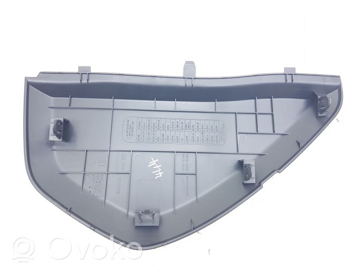 Nissan Qashqai Panelės apdailos skydas (šoninis) 684994EA0A