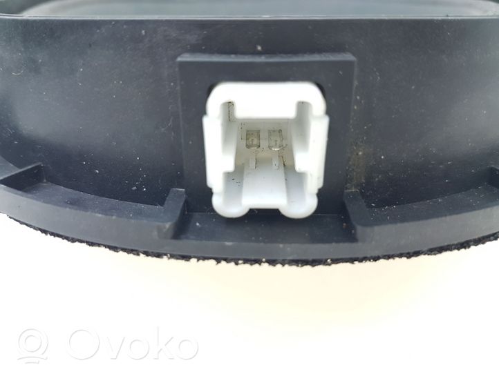 Nissan Qashqai Enceinte haute fréquence dans les portes arrière 281563SG0A