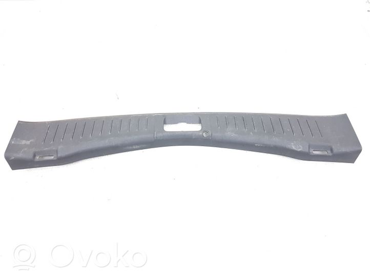 Ford Kuga I Protection de seuil de coffre 8V41S40352