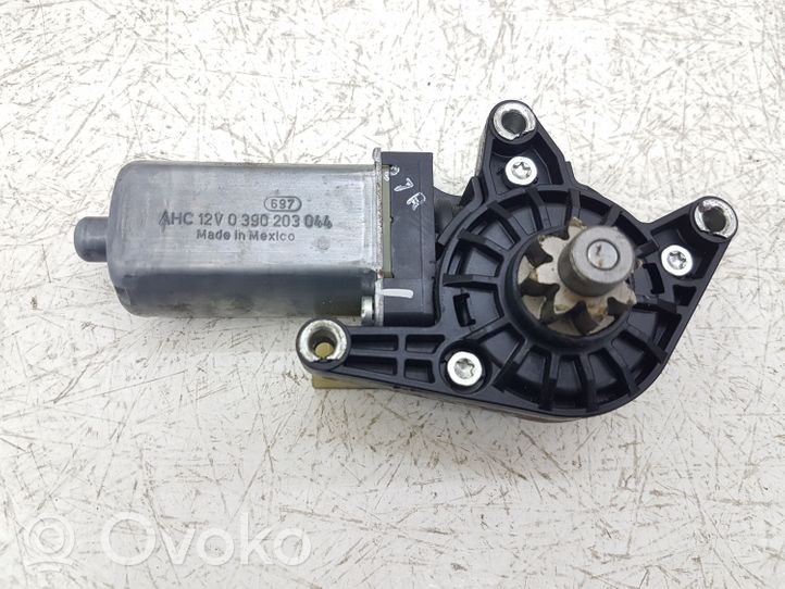 Ford Escape III Stellmotor elektrische Sitzverstellung 0390203044