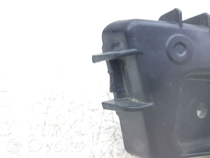 Ford Escape IV Staffa angolare del supporto di montaggio del paraurti LJ6B17D948