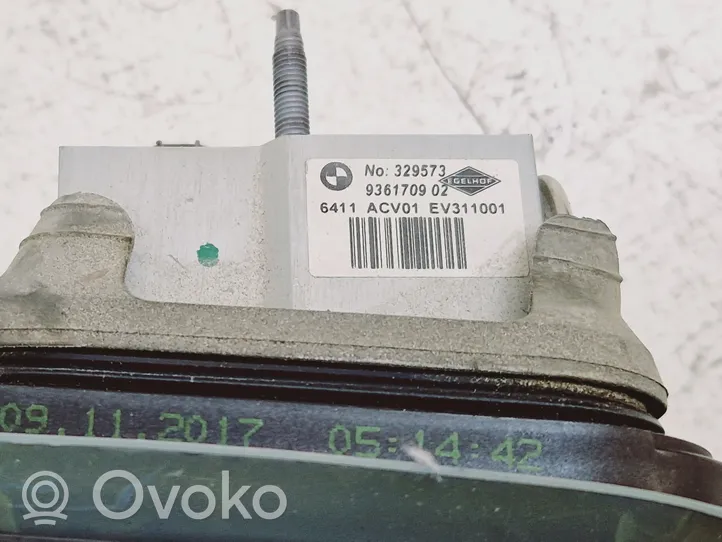 BMW 5 G30 G31 Salono oro mazgo komplektas 6411HZ929969315