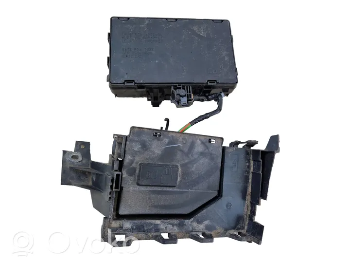 Ford Edge II Fuse module K2GT14D068