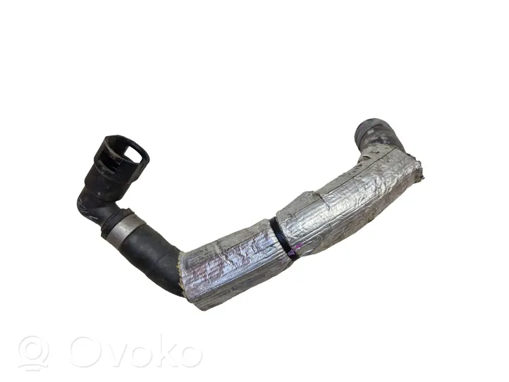 Ford Fusion II Tuyau de liquide de refroidissement moteur HG937G071