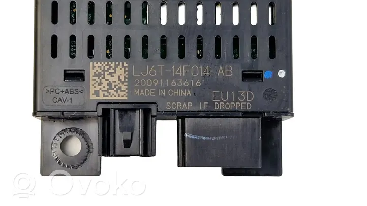 Ford Escape IV USB-ohjainlaite LJ6T14F014