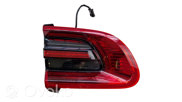 Porsche Macan Lampy tylnej klapy bagażnika 95B945093G