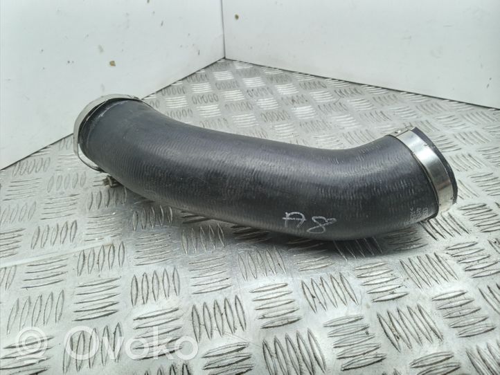 Audi A8 S8 D5 Tubo flessibile intercooler 4H0145737R