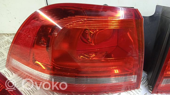 Volkswagen Touareg II Galinių žibintų komplektas 7P6945093