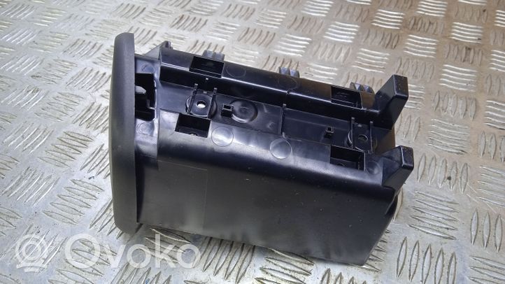 Smart ForTwo III C453 Glove box 