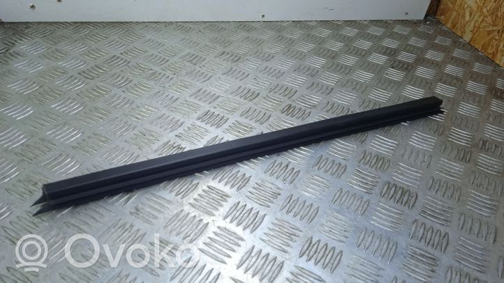 BMW 3 F30 F35 F31 Joint / vitre de porte arrière 7258297