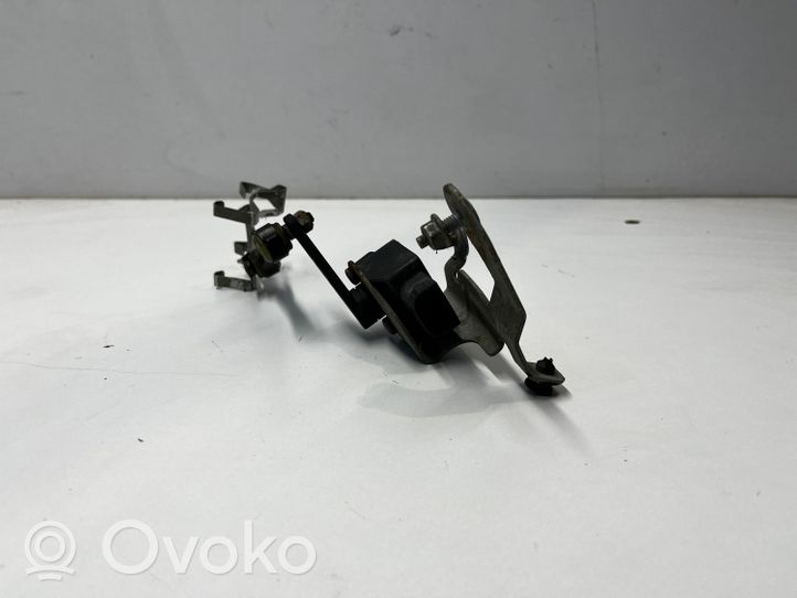 Mercedes-Benz C AMG W205 Augstuma sensors (priekšējo lukturu) A0009053704