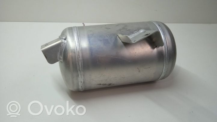 Bentley Continental Air suspension tank/reservoir 3D0616201