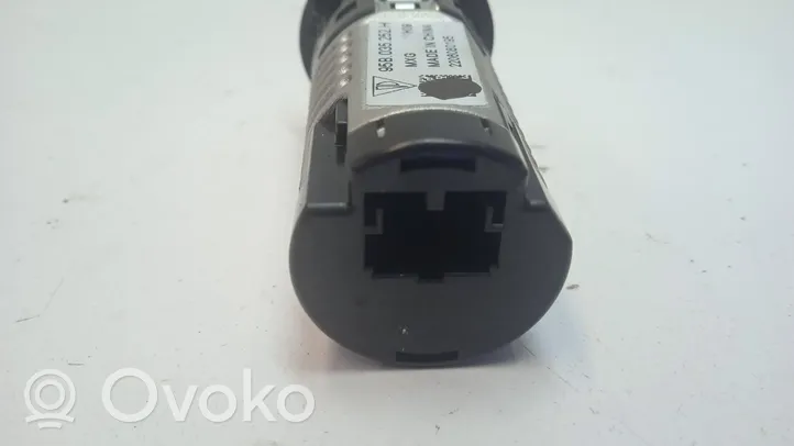 Porsche Macan Gniazdo / Złącze USB 95B035252H