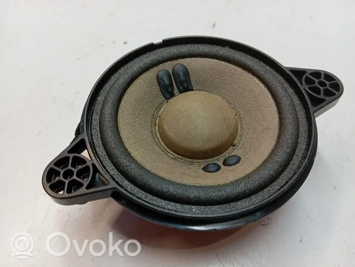 Mercedes-Benz GLA W156 Front door speaker A2468200202