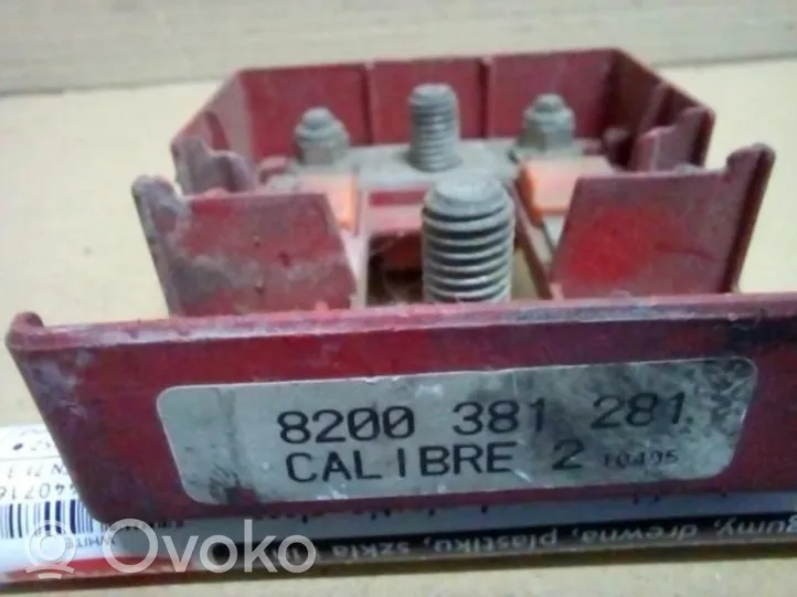 Renault Megane II Câble de batterie positif 8200381281