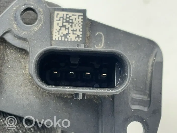 BMW 5 G30 G31 Przepływomierz masowy powietrza MAF 8583496