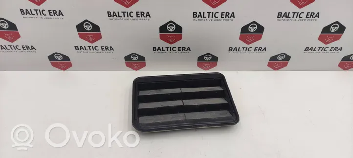 BMW 5 G30 G31 Ventiliacinės grotelės 9176945