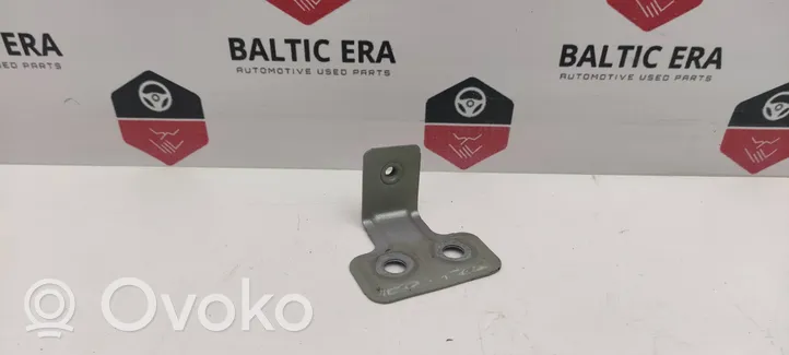 BMW 5 G30 G31 Supporto di montaggio del parafango 