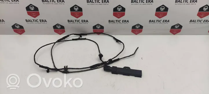 BMW 5 G30 G31 Interjero komforto antena 922083