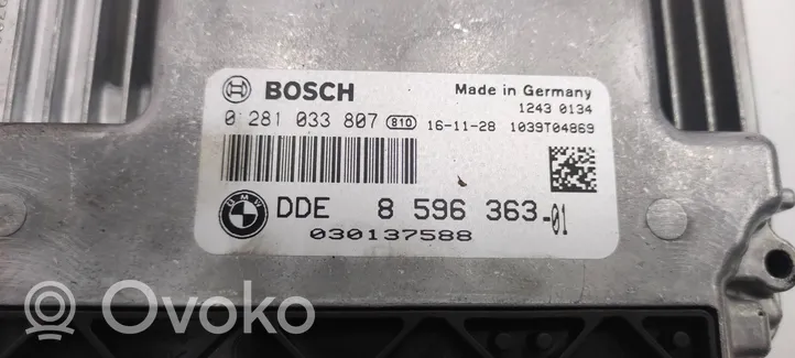 BMW 4 F36 Gran coupe Komputer / Sterownik ECU i komplet kluczy 8596363