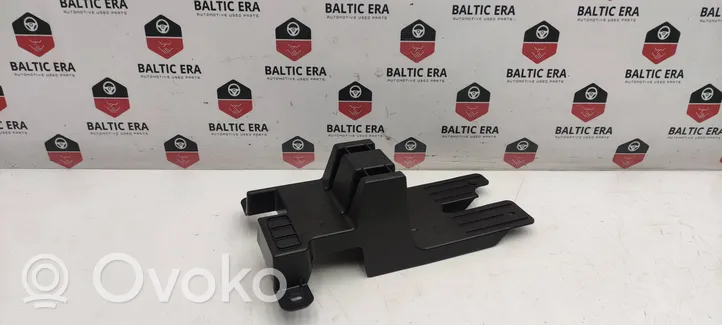 BMW 5 G30 G31 Rivestimento vano della ruota di scorta 7438716