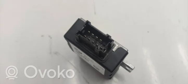 BMW 5 G30 G31 Centralina/modulo pompa dell’impianto di iniezione 8488591