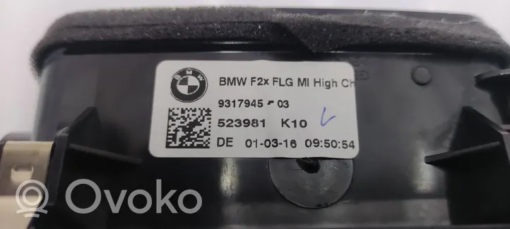 BMW 1 F20 F21 Kratka nawiewu tylna tunelu środkowego 9317945