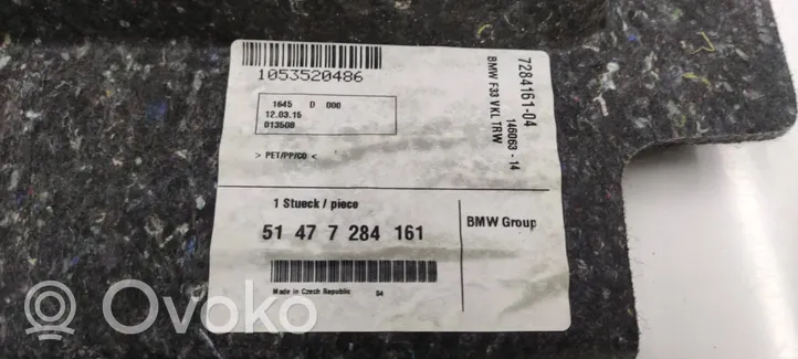 BMW M4 F82 F83 Kita bagažinės apdailos detalė 7284161