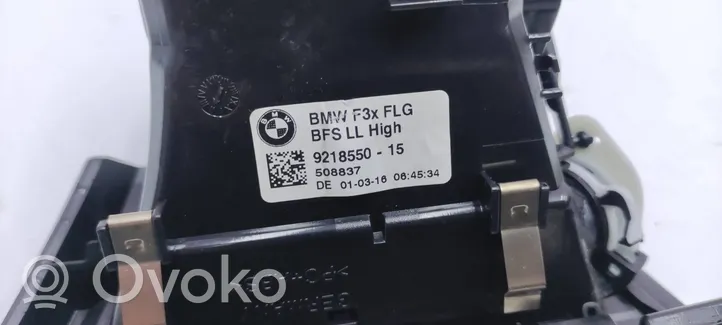 BMW 4 F32 F33 Centrālais gaisa ventilācijas režģis 9218550