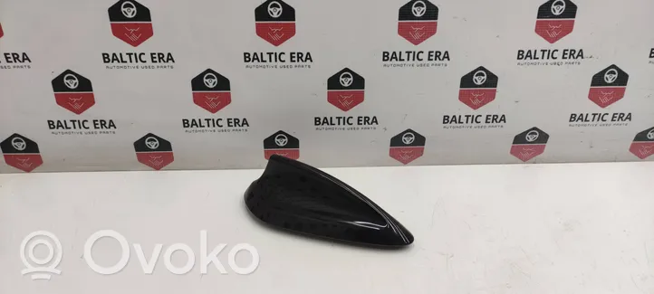 BMW 3 F30 F35 F31 Kattoantennin (GPS) suoja 9252241