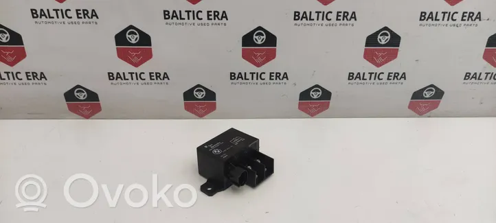 BMW 5 F10 F11 Combustion relay 7661503