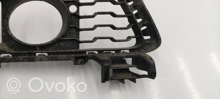 BMW 3 GT F34 Fog light bracket 8057324