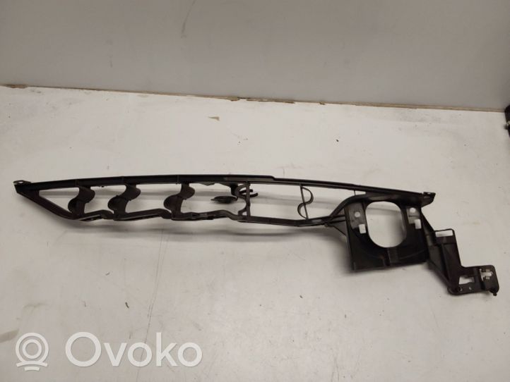 BMW X5 E70 Supporto di montaggio del parafango 7157990