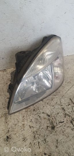 KIA Rio Lampa przednia 